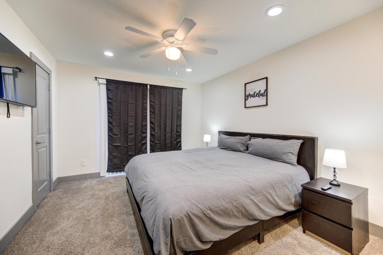 Trendy Midtown Apt, Walk To Shops & Sites, Pets Ok Houston Exterior photo